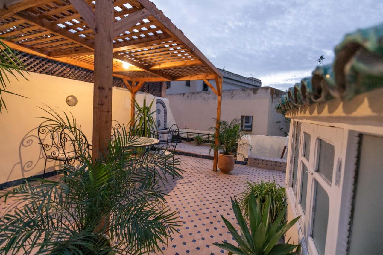 Riad Avec Terrasse Privee Et Piscine Partagee A 300M Fez Zewnętrze zdjęcie